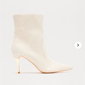Royce booties